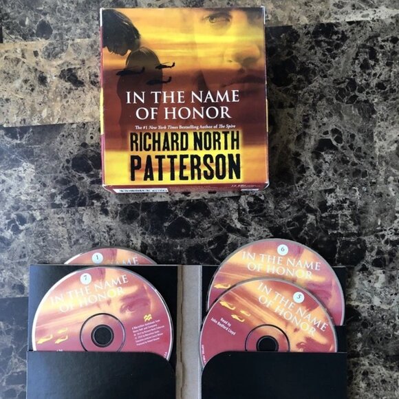 In the Name of Honor RICHARD NORTH PATTERSON 12 cd's AUDIOBOOK 2010 - Picture 8 of 10